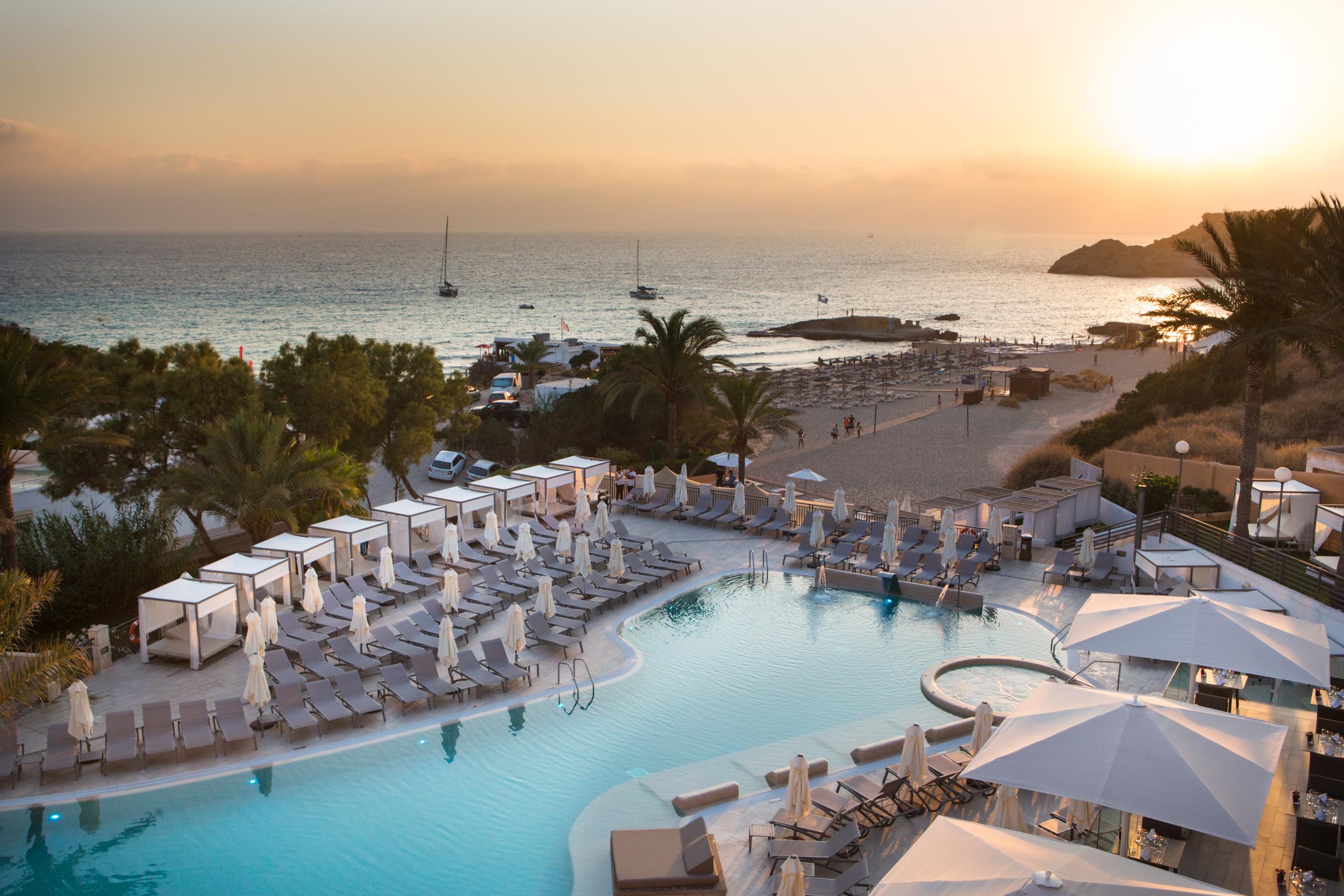 Insotel Tarida Beach Resort & Spa Cala Tarida (Ibiza) Exterior foto